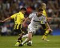 ac milan ponder €15m swoop for xabi alonso